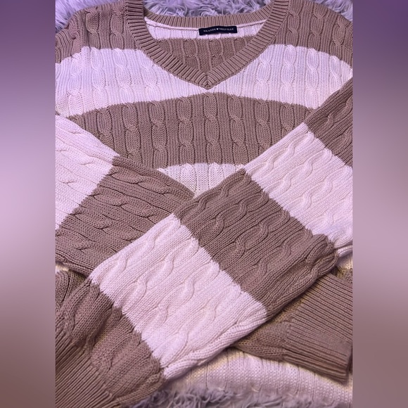 Brandy Melville Sweaters - Brandy Melville Sweater